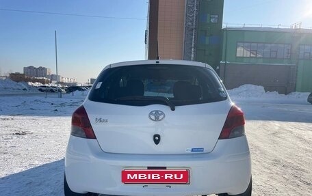 Toyota Vitz, 2009 год, 650 000 рублей, 11 фотография