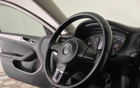 Volkswagen Jetta VI, 2013 год, 970 000 рублей, 19 фотография