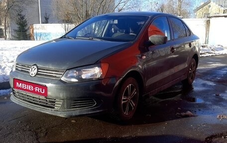 Volkswagen Polo VI (EU Market), 2013 год, 550 000 рублей, 28 фотография