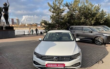 Volkswagen Passat B8 рестайлинг, 2020 год, 2 739 000 рублей, 4 фотография