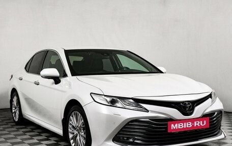 Toyota Camry, 2018 год, 3 248 000 рублей, 3 фотография