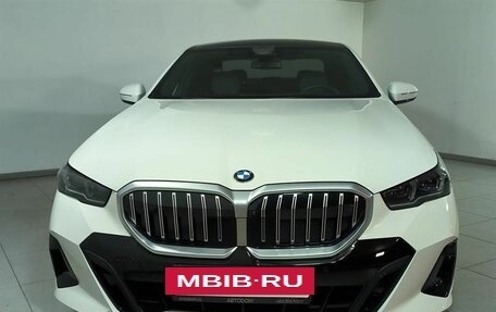 BMW 5 серия, 2023 год, 11 600 000 рублей, 3 фотография