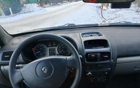 Renault Clio III, 2002 год, 320 000 рублей, 8 фотография