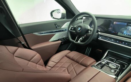 BMW 7 серия, 2024 год, 30 240 000 рублей, 9 фотография