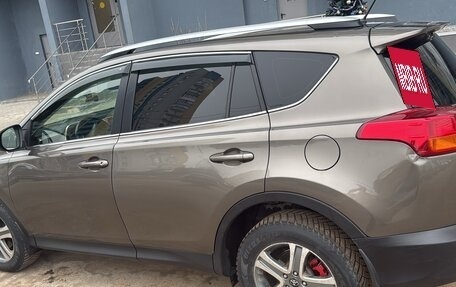 Toyota RAV4, 2014 год, 1 850 000 рублей, 2 фотография