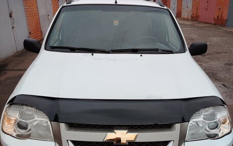 Chevrolet Niva I рестайлинг, 2012 год, 375 000 рублей, 3 фотография