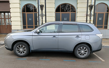 Mitsubishi Outlander III рестайлинг 3, 2012 год, 1 520 000 рублей, 1 фотография