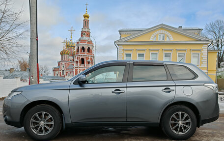 Mitsubishi Outlander III рестайлинг 3, 2012 год, 1 520 000 рублей, 6 фотография