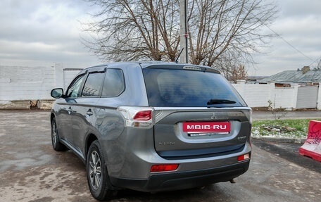 Mitsubishi Outlander III рестайлинг 3, 2012 год, 1 520 000 рублей, 7 фотография