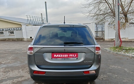 Mitsubishi Outlander III рестайлинг 3, 2012 год, 1 520 000 рублей, 8 фотография