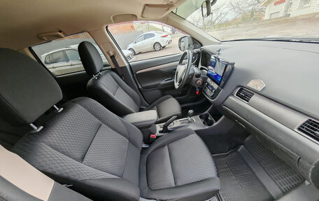 Mitsubishi Outlander III рестайлинг 3, 2012 год, 1 520 000 рублей, 20 фотография