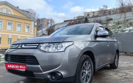 Mitsubishi Outlander III рестайлинг 3, 2012 год, 1 520 000 рублей, 10 фотография