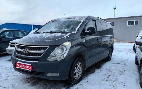 Hyundai H-1 II рестайлинг, 2011 год, 1 200 000 рублей, 1 фотография