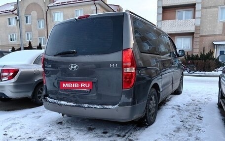 Hyundai H-1 II рестайлинг, 2011 год, 1 200 000 рублей, 3 фотография