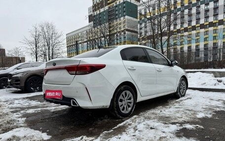 KIA Rio IV, 2018 год, 1 240 000 рублей, 4 фотография