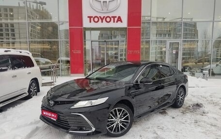 Toyota Camry, 2023 год, 3 500 000 рублей, 1 фотография