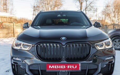 BMW X5, 2019 год, 7 870 000 рублей, 2 фотография