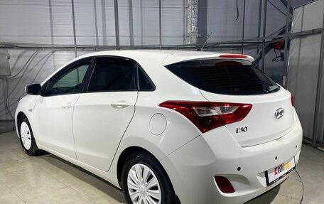 Hyundai i30 II рестайлинг, 2013 год, 899 000 рублей, 7 фотография