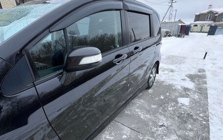 Honda Freed I, 2010 год, 949 000 рублей, 3 фотография