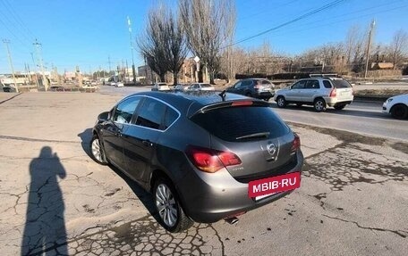 Opel Astra J, 2010 год, 680 000 рублей, 4 фотография