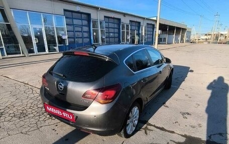 Opel Astra J, 2010 год, 680 000 рублей, 3 фотография