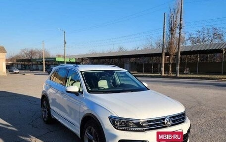 Volkswagen Tiguan II, 2019 год, 3 850 000 рублей, 2 фотография