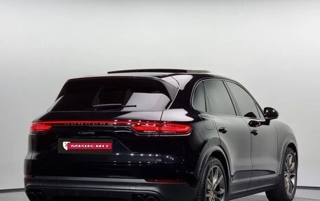 Porsche Cayenne III, 2022 год, 8 490 000 рублей, 2 фотография