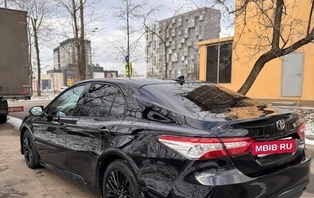 Toyota Camry, 2021 год, 4 000 000 рублей, 3 фотография