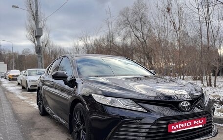 Toyota Camry, 2021 год, 4 000 000 рублей, 5 фотография