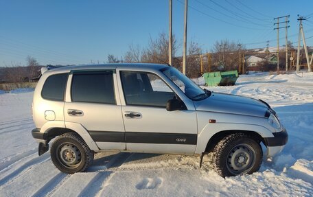 Chevrolet Niva I рестайлинг, 2005 год, 330 000 рублей, 4 фотография