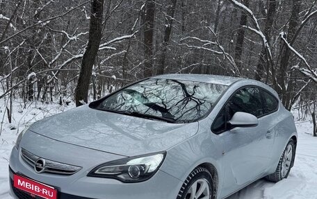 Opel Astra J, 2011 год, 930 000 рублей, 1 фотография