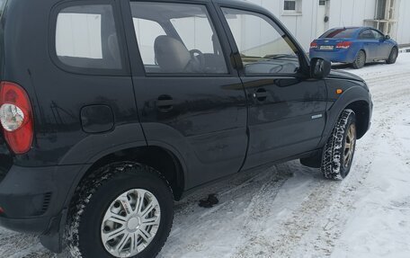 Chevrolet Niva I рестайлинг, 2011 год, 470 000 рублей, 5 фотография