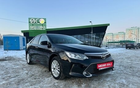 Toyota Camry, 2015 год, 2 420 000 рублей, 4 фотография