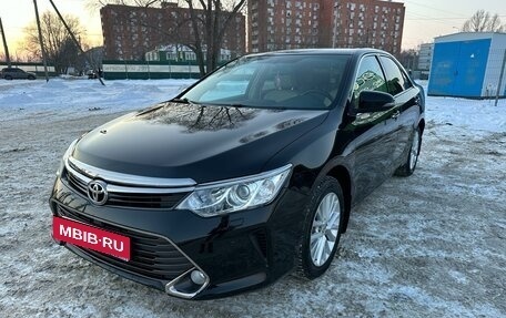 Toyota Camry, 2015 год, 2 420 000 рублей, 3 фотография