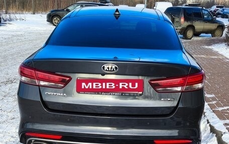 KIA Optima IV, 2018 год, 2 400 000 рублей, 3 фотография