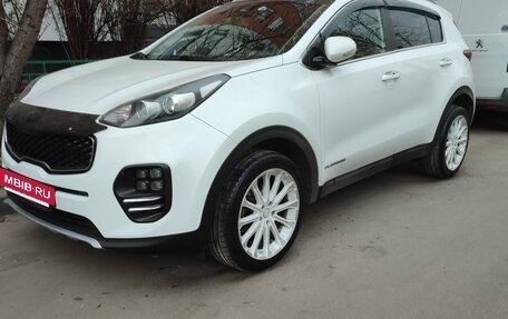 KIA Sportage IV рестайлинг, 2018 год, 2 000 000 рублей, 9 фотография