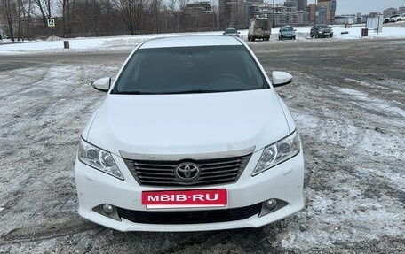 Toyota Camry, 2013 год, 1 649 000 рублей, 10 фотография