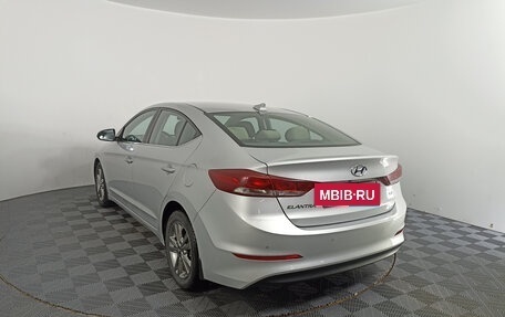 Hyundai Elantra VI рестайлинг, 2018 год, 1 699 000 рублей, 7 фотография