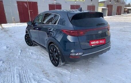 KIA Sportage IV рестайлинг, 2019 год, 2 330 000 рублей, 3 фотография