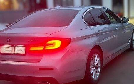 BMW 5 серия, 2021 год, 4 400 000 рублей, 3 фотография