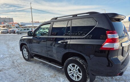 Toyota Land Cruiser Prado 150 рестайлинг 2, 2014 год, 5 200 000 рублей, 24 фотография