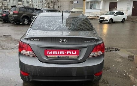 Hyundai Solaris II рестайлинг, 2011 год, 735 000 рублей, 5 фотография