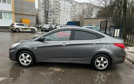 Hyundai Solaris II рестайлинг, 2011 год, 735 000 рублей, 13 фотография