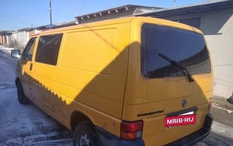 Volkswagen Transporter T4, 2000 год, 700 000 рублей, 3 фотография