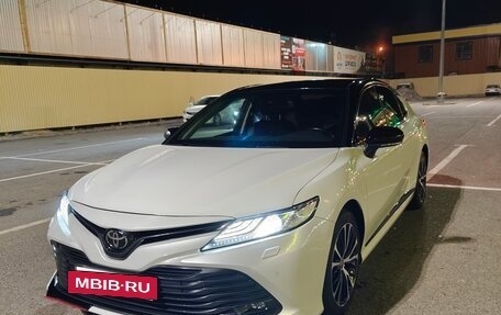 Toyota Camry, 2020 год, 3 500 000 рублей, 8 фотография