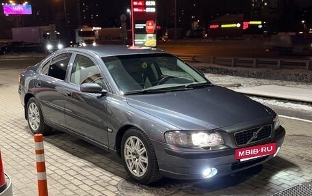 Volvo S60 III, 2004 год, 565 000 рублей, 3 фотография