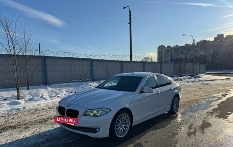 BMW 5 серия, 2013 год, 1 850 000 рублей, 3 фотография