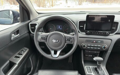 KIA Sportage IV рестайлинг, 2017 год, 2 200 000 рублей, 21 фотография