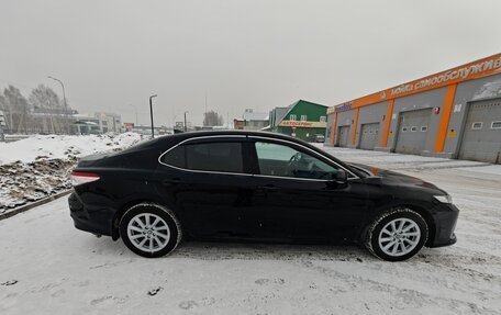 Toyota Camry, 2021 год, 3 300 000 рублей, 7 фотография