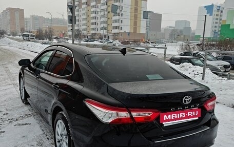 Toyota Camry, 2021 год, 3 300 000 рублей, 5 фотография